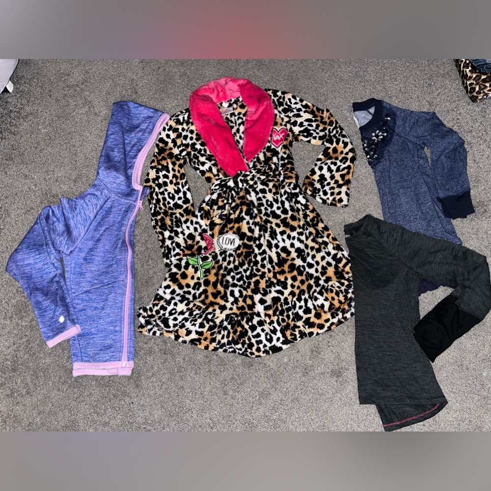 Youth Girls 4-Piece Winter Clothing Lot (Size 7/8)